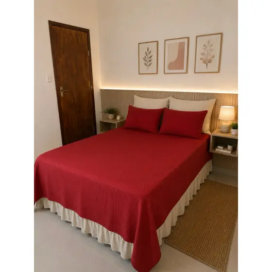 COLCHA PIQUET LISA PARA CAMA QUEEN MEDINDO 2,20m X 2,50 M COM 02 PORTA TRAVESSEIROS MEDE 0,50 X 0,70