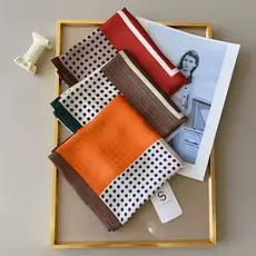 Lenço Cetim Nova Tendência Diversas Estampas 90x90
