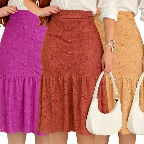 Saia Feminina Midi em Laise com Botões Frontais Forrada Casual Elegante