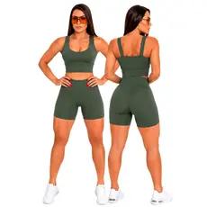 Conjunto Academia Feminino Top Fitness e Bermuda Ciclista Suplex Premium Sem Transparência Conjunto Feminino Academia