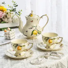 Conjunto de xícaras de café vintage, garrafa de água, pires francês, xícara de chá inglês, copo de água, xícara de chá