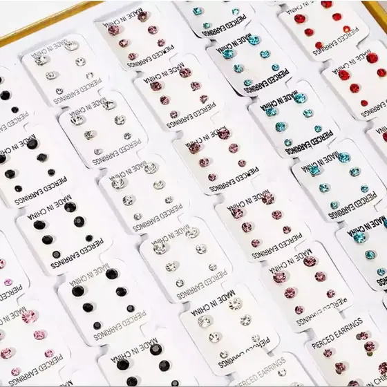 Kit 108 Pares de Brincos strass antialérgico acessórios