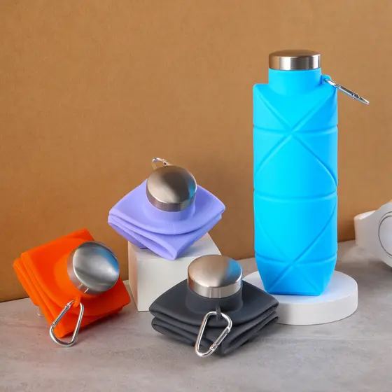 Garrafa de Água Esportiva Dobrável de Silicone Personalizada 700ml, Garrafa de Água Portátil Retrátil para Viagens ao Ar
