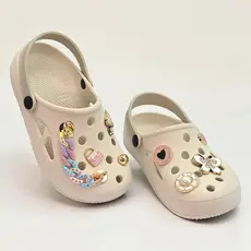 Sandália Feminina Anatômica Confortável Pins Bottons Luxo Coleção Mãe e Filha