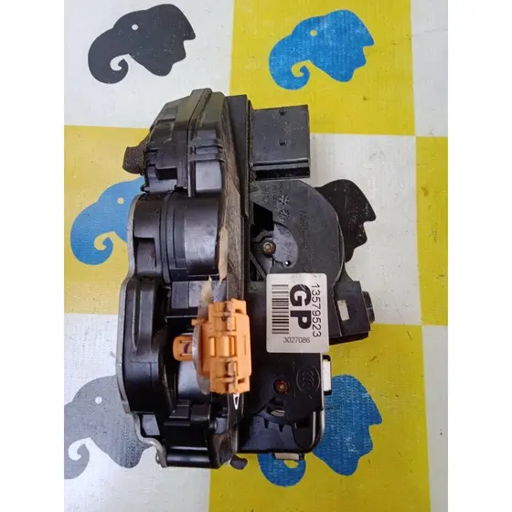 Fechadura Elétrica Porta Dianteira Direita Tracker 2017 2018