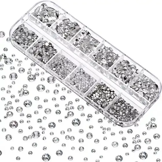 Kit Com 12 Strass Pedrinhas Brilhantes de Múltiplos Tamanhos Prata