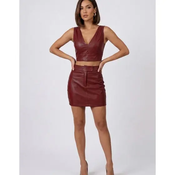 Conjunto De Saia Curta E Cropped Feminino Em Couro Ecologico Sintetico Courino Napa Inverno Outono Tendencia Elegante