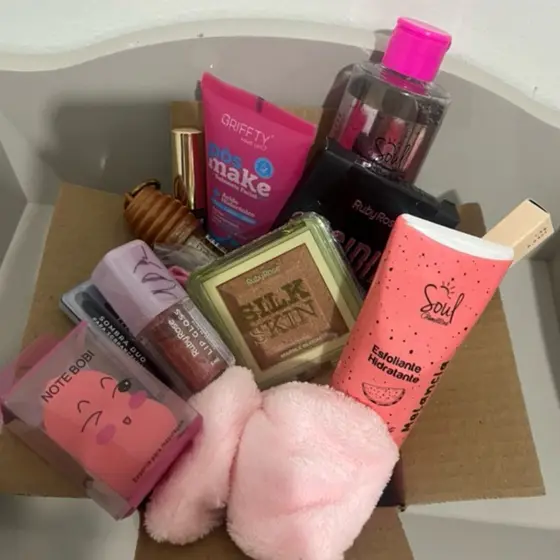 Box Surpresa Diva 10 | 3, 5 ou 8 Itens de Beleza Skincare e Make