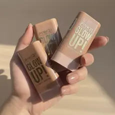 Corretivo em bastão Glow up Cobertura Média a Alta com efeito Glow Natural Pink 21