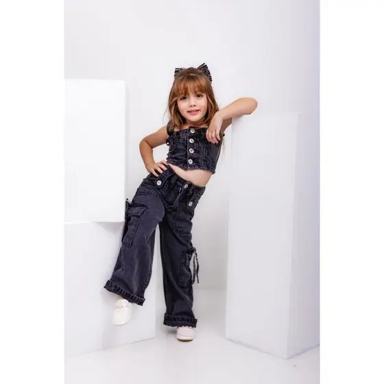 Conjunto Malu Jeans Calça Cargo Grafite e Cropped Infantil Menina Moda Estilo Casual Trendy