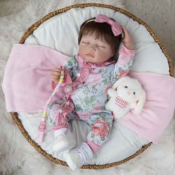 Bebe Reborn Menina 48cm Boneca Realista Corpo de Silicone Olho Fechado