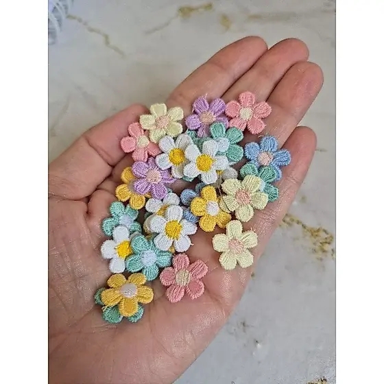Aplique flor de tecido 1,0 com 100 unidades