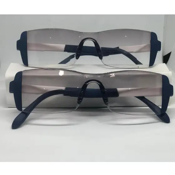 KIT COM 2 ÓCULOS BIFOCAIS – PARA PERTO E LONGE – AJUSTE AUTOMÁTICO DE GRAU