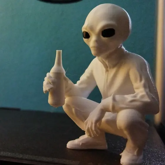 Apenas um Cara Sendo um Cara Alien– Mini Estatueta 3D para Setup Gamer