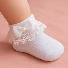 Meia infantil bebê com renda laço e pérola branca rosa cano médio batizado daminha festa