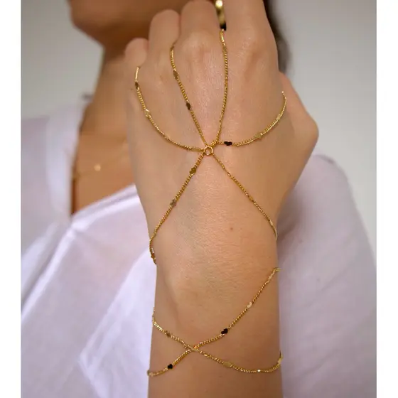 Pulseira Hand Chain Semijoia C/ Anel Dedo Chapinha Correntes C/ Voltas Banhada Ouro18k ou Prata925