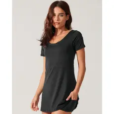 Vestido Fitness com Manga Curta e Shorts