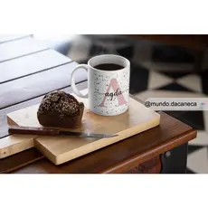 Caneca Personalizada com a Inicial e seu Nome de Porcelana Fundo Diferente (Temos todas as Iniciais)