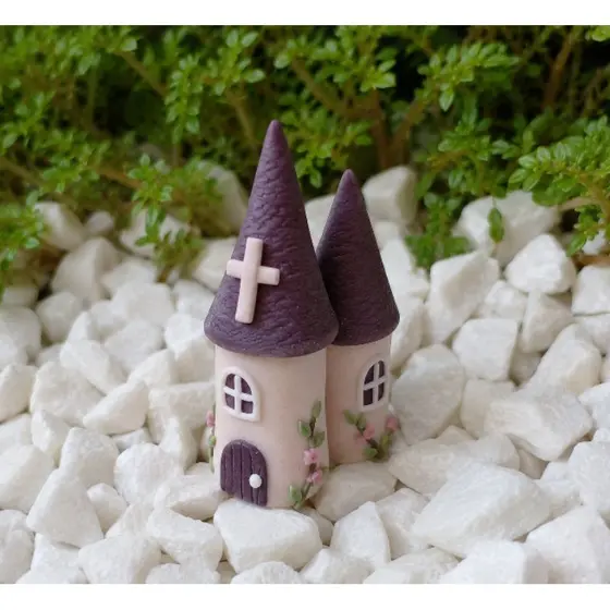 Miniatura de igrejinha estilo vitoriano miniaturas de jardim decoração de terrário cenários de filmes miniatura paisagem