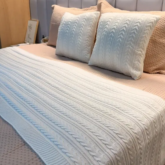Kit Decoração Peseira Trançada + 2 Capas Almofadas 45x45 Tricot Quarto Cama Casal Queen King Cores
