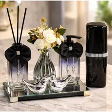 Kit Banheiro Preto + Difusor de Aromas + Porta Sabonete + Bandeja Espelhada Strass + Porta Escovas + Enfeites Porcelana