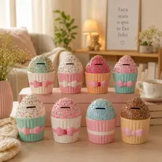 Cofrinho Cupcake de Cerâmica Decorativo Infantil – Modelos Sortidos Coloridos | 16cm