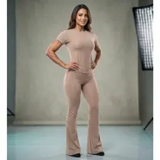 Conjunto Feminino Blusa Manga curta + Calça Flair dia a dia Moda Fitness
