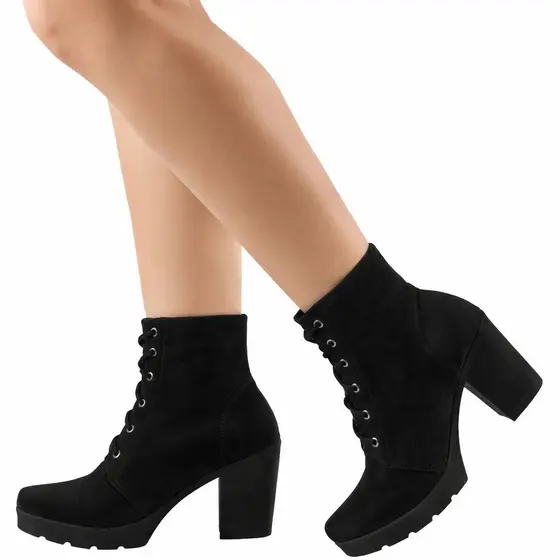 Bota salto tratorado feminina casual elegante