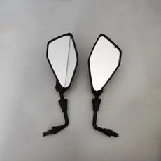 Par de retrovisores esportivo para moto com design moderno e excelente visibilidade. Perfeitos para dar um toque