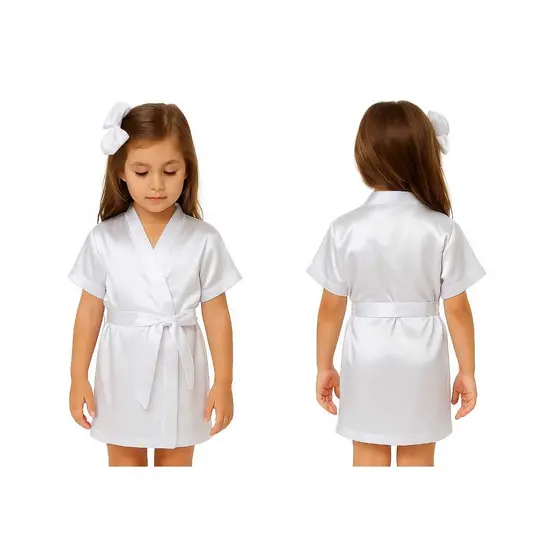 Robe Infantil de Cetim com Faixa – Conforto e Elegância para Sua Pequena!