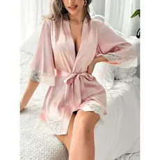 Robe Cetim em Detalhes de Renda (branco e rosa) Charme e Delicadeza para Seus Dias!