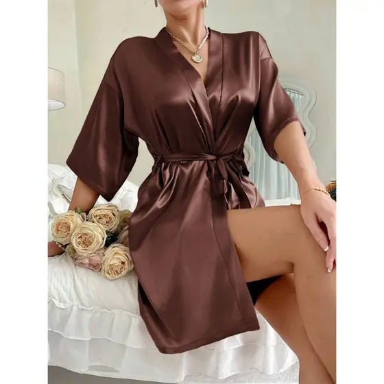 Robe de Cetim Marrom Chocolate - Elegância e Conforto