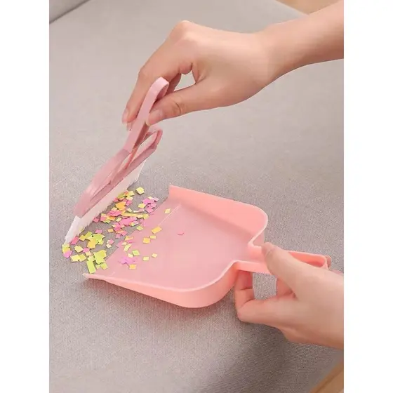 Mini Vassoura e Pá de Plástico  Compacta, Eficiente e Ideal para Limpeza de Pequenos Ambientes