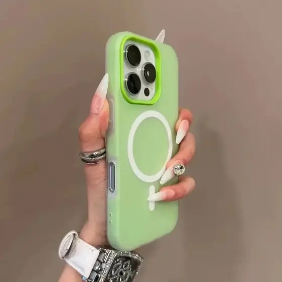 Capa Magnética Capinha Para iPhone 16 15 14 Plus 13 12 Pro Max 2 Em 1 Carga Sem Fio Fosco Silicone