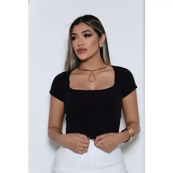 Blusa Cropped Básico Liso Manga Curta