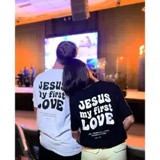 Kit Camiseta Casal Cristão Jesus My First Love Fé Amor e Conexão no Estilo Streetwear Exclusiva