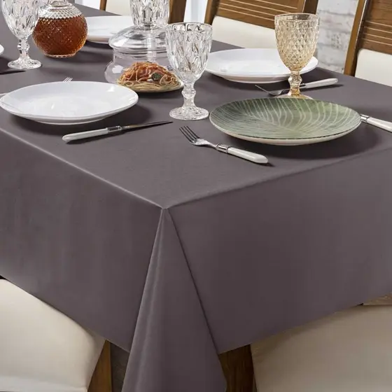 Toalha de Mesa 6 Lugares Térmica Impermeável PVC 140x200cm Proteção Calor Manchas Fácil Limpeza Design Sofisticado Refei