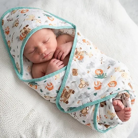 Toalha de Banho Soft para Bebê com Capuz em Fralda Soft 100% Algodão