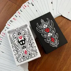 Conjunto Colecionável de Cartas de Baralho Pretas e Brancas de Hollow Knight para Jogos de Festa, Cardistry e Tru