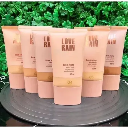 Base Líquida Love Rain Mate Alta Cobertura, Longa Duração e Resistente à Água