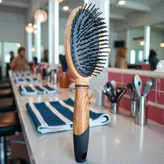 Escova De Cabelo Marrom Madeira Modelo Cerdas De Silicone macias pra cabelos longos facil de usar