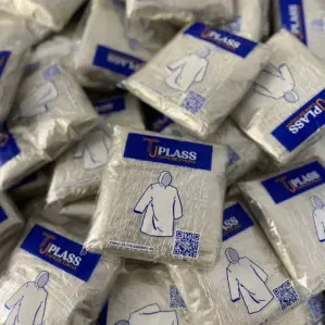 400 Capas de Chuva Transparente Descartável Unissex Resistente Incolor