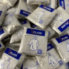 400 Capas de Chuva Transparente Descartável Unissex Resistente Incolor
