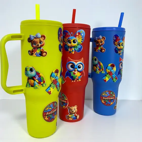 Copo 1200ml Tema Autismo Infantil – Símbolo TEA com Bichinhos e Quebra-Cabeça