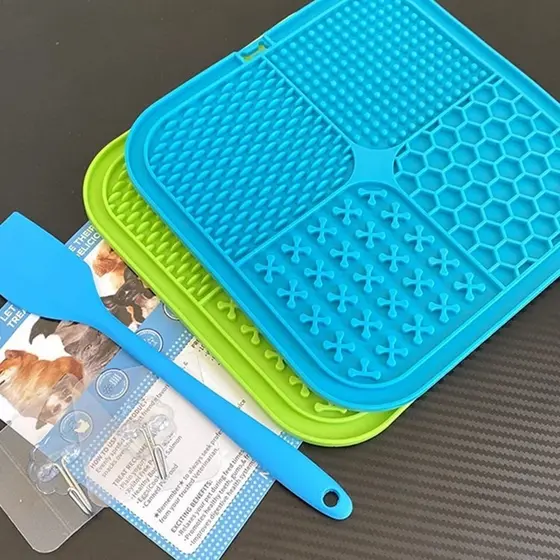 Tapete Multiuso Pet – Comedouro Lento Lamber, Comida Pastosa e Banho