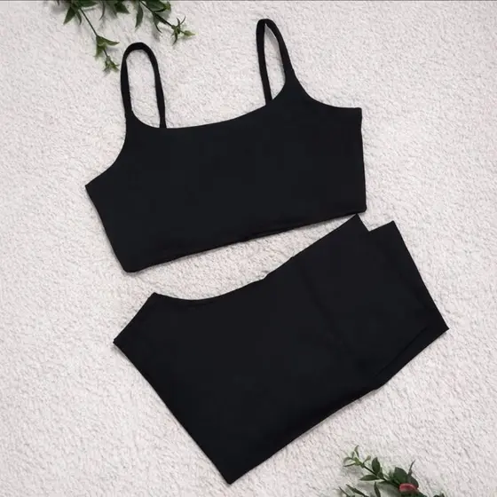 Conjunto Fitness Feminino Academia Top Duplo e Short Curto Cintura Alta Poliamida Premium Sem Transparência.
