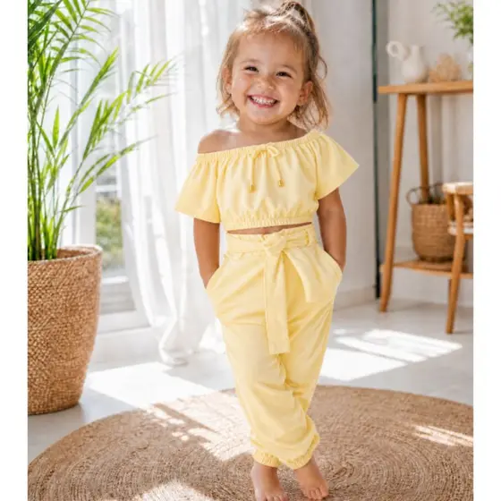 Conjunto Infantil Menina Calça Jogger Clochard com Blusa Ciganinha Manga curta Estilosa Confortável.