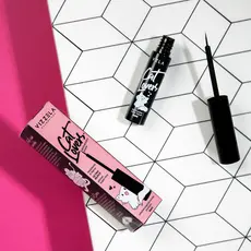 Delineador Líquido Cat Lovers Preto Pincel Fino Alta Fixação Vegano Original Vizzela