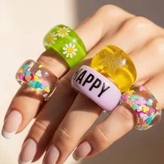 Anel em Acrílico Sortidos Vários Tamanhos Pintado a Mão Personalizados Moda Kids e Adultos Aliança