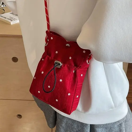 [largeloohg] Moda Plissada Nuvem Bolsa De Ombro Coreano Versátil Casual Crossbody Fofa Doce Bolsas De Telefone Para Pres